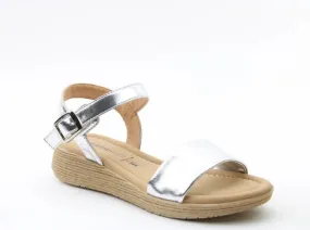 Heavenly Feet Sandal Sara Wide fitting Vegan friendly casual sandal SILVER