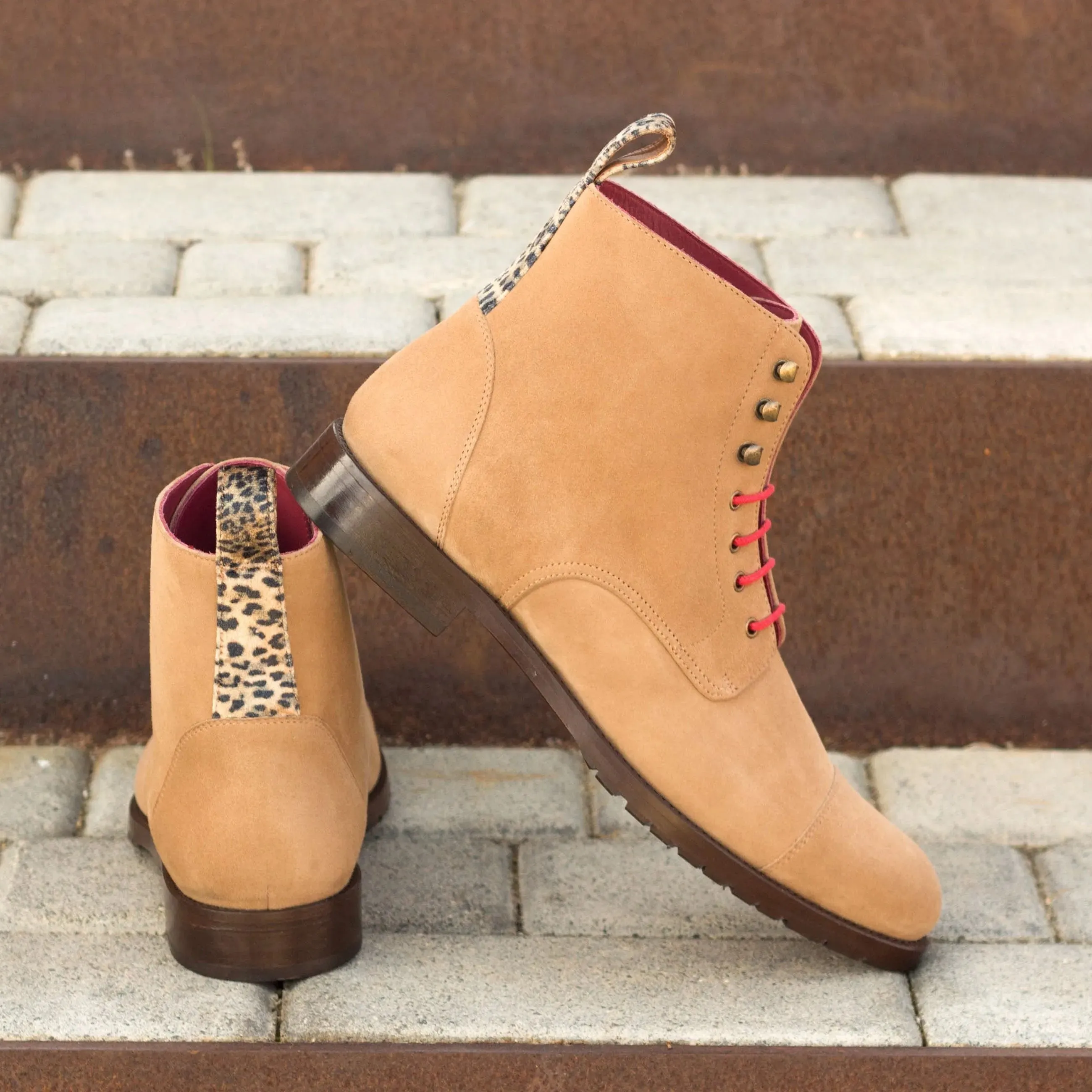 Lorrain Ladies Captoe boots