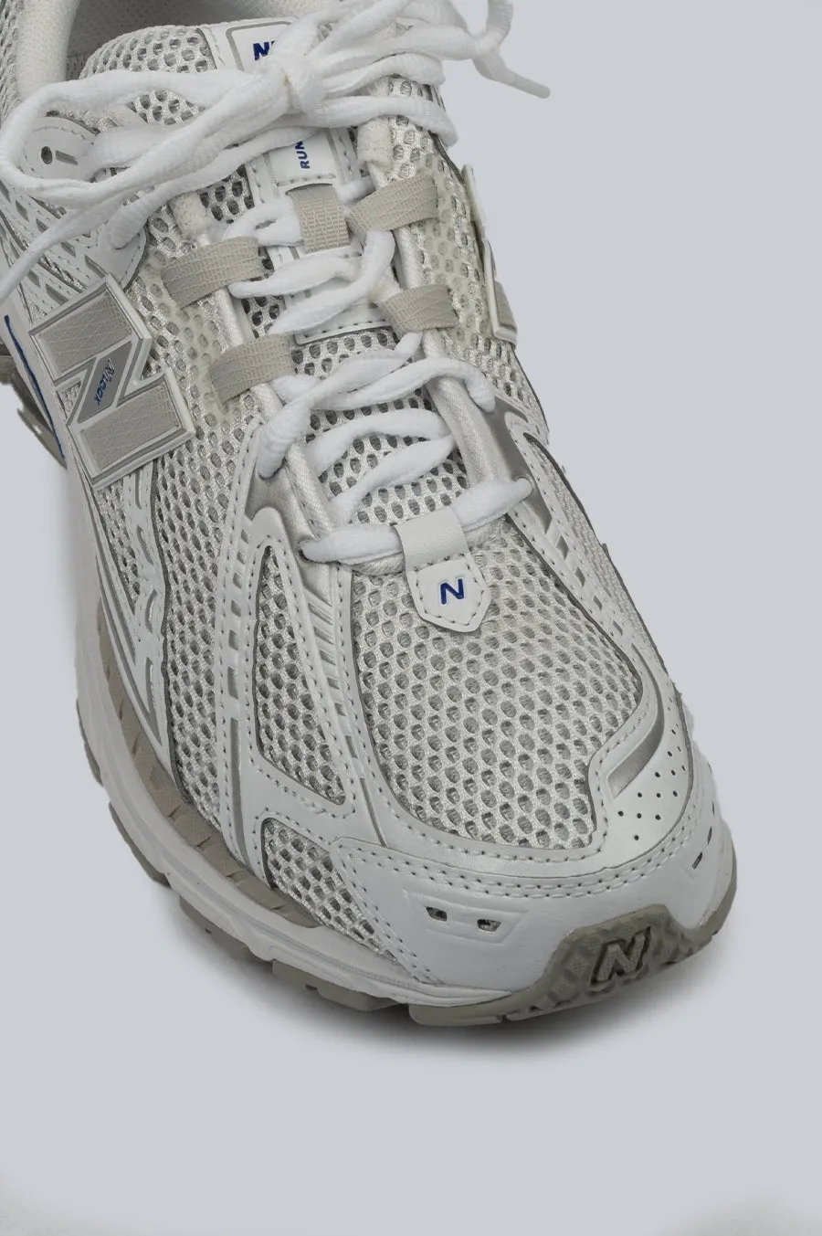 NEW BALANCE 1906 WHITE