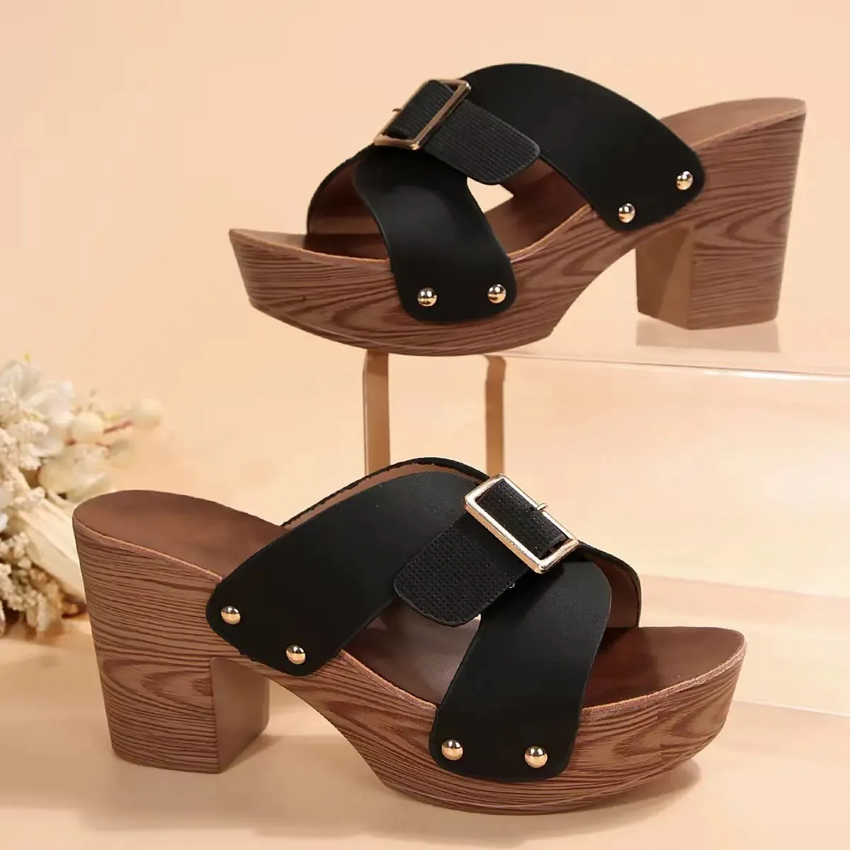 Sylis | Elegant Buckled Sandals