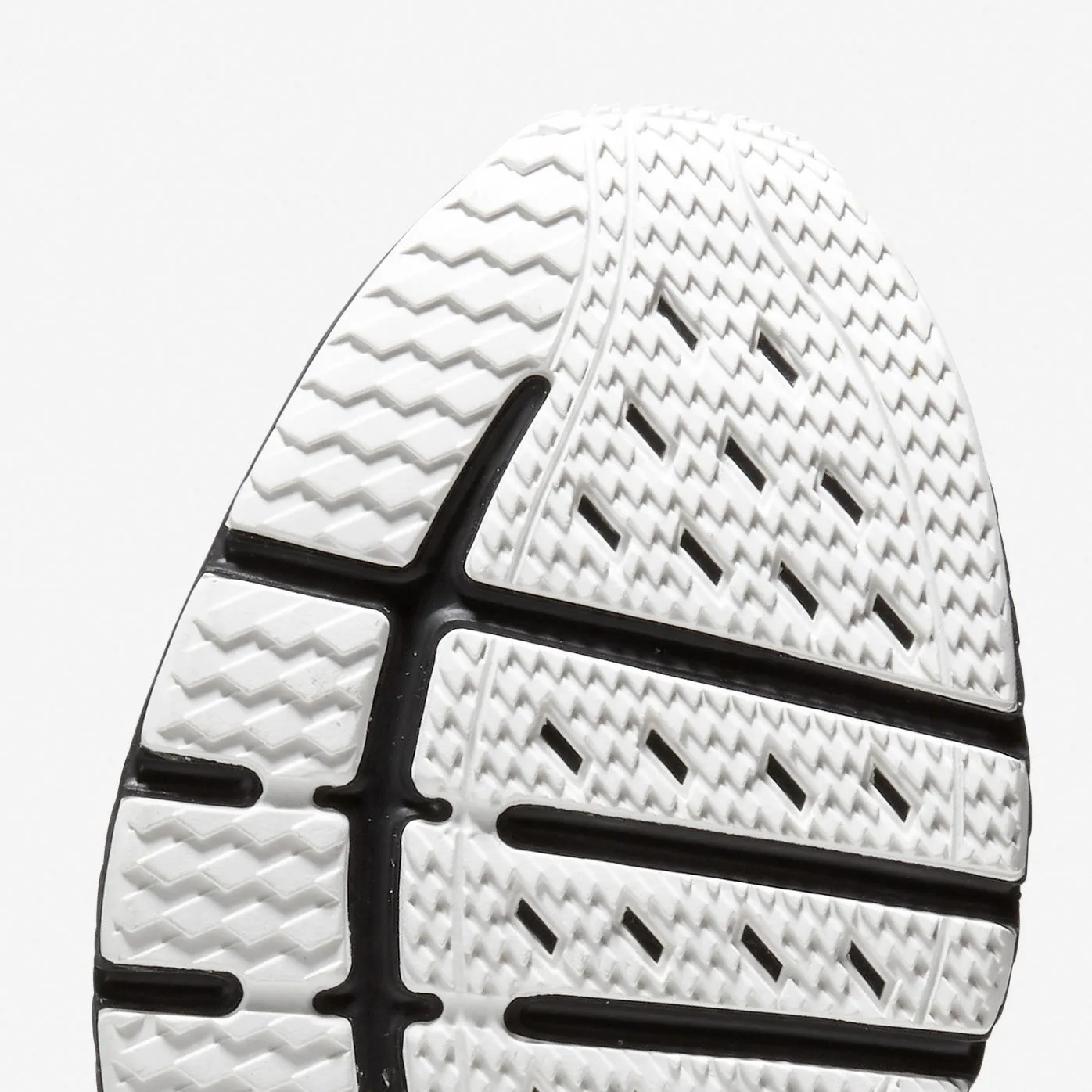 ZERØGRAND Overtake Running Shoe